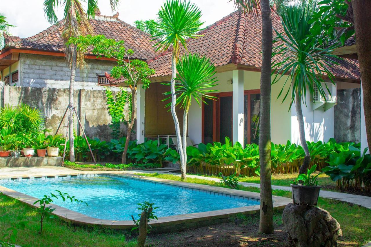 Ocean Sun Homestay Tulamben Exteriör bild
